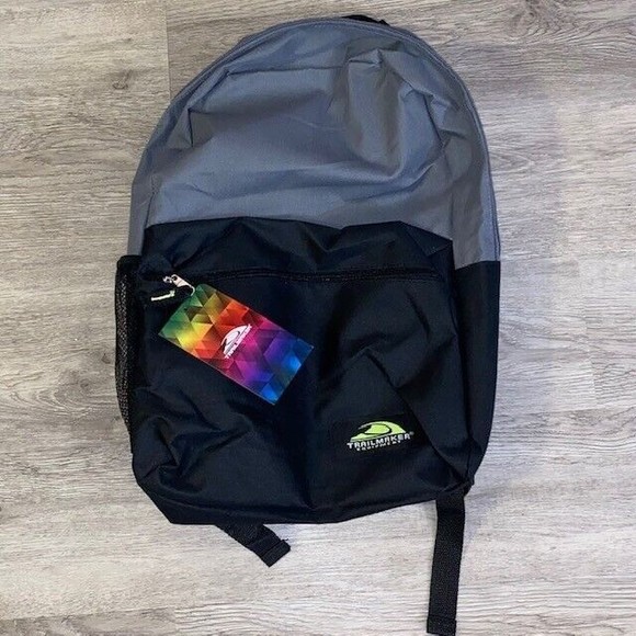 Trailmaker Equipment Backpack Mesh Pocket Black Gray School Hike - Picture 1 of 4